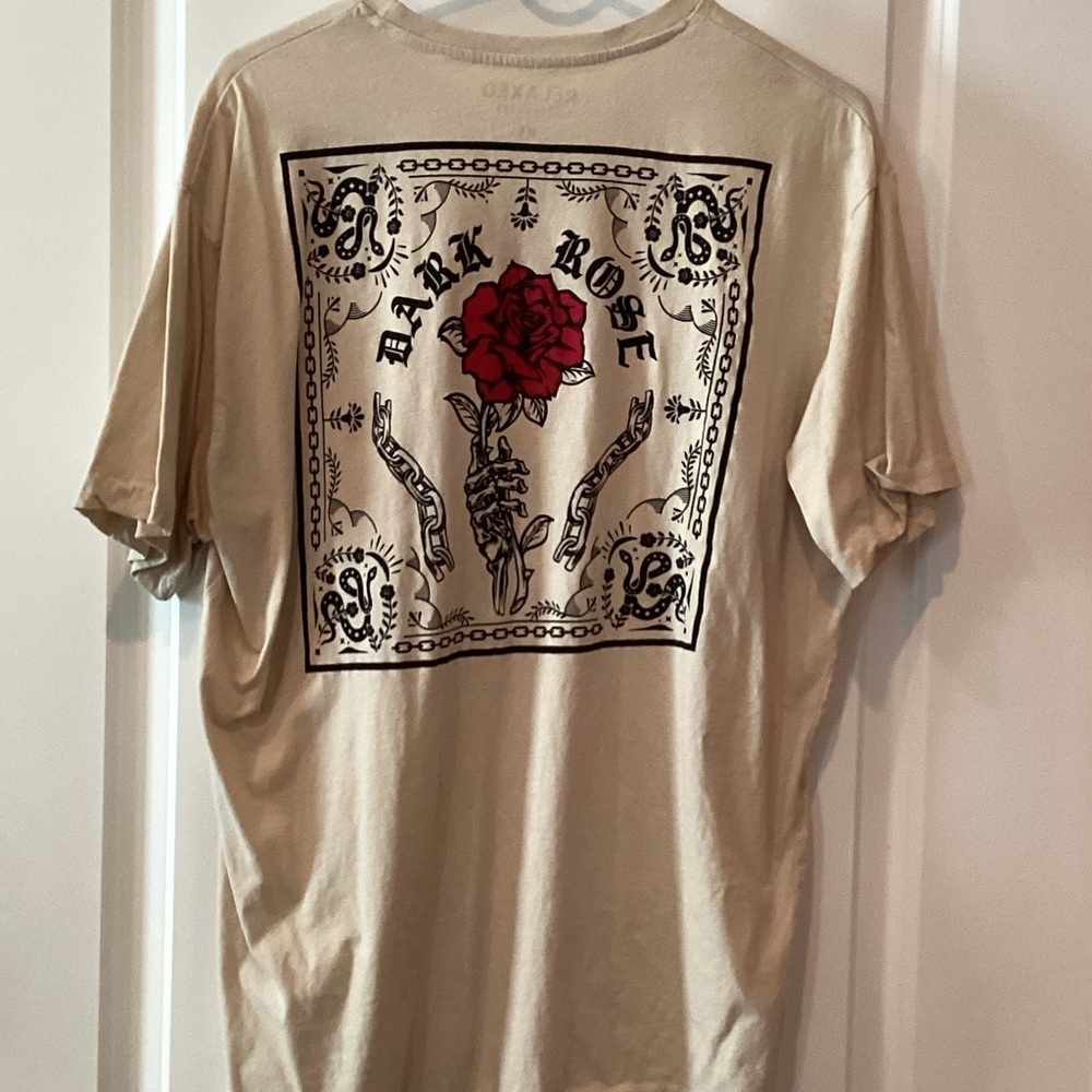 Beige Graphic Tee with Red Rose Design. E